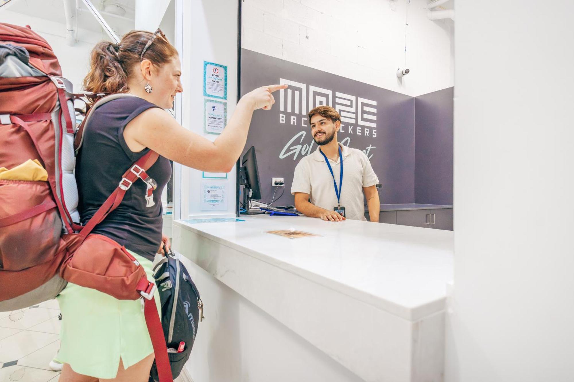 بيت شباب Maze Backpackers - غولد كوست المظهر الخارجي الصورة
